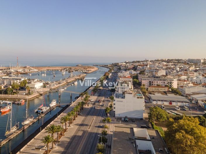 Image No.36-3 Bed Apartment for sale