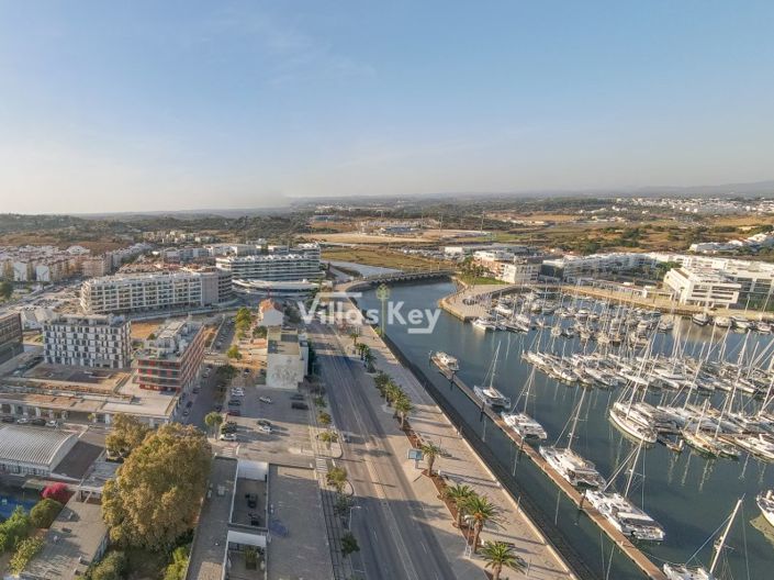 Image No.43-3 Bed Apartment for sale