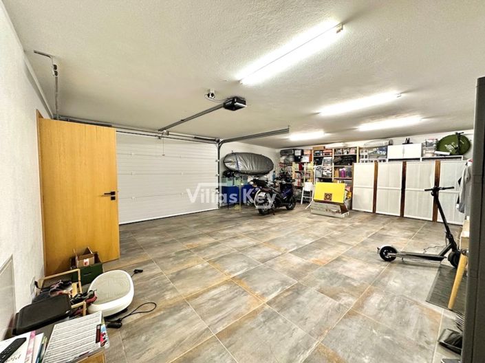 Image No.27-5 Bed House for sale