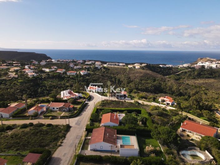 Image No.26-3 Bed House for sale