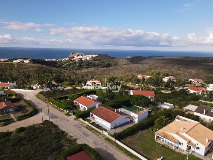 Image No.27-3 Bed House for sale