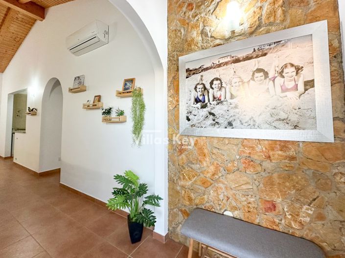 Image No.6-3 Bed House for sale