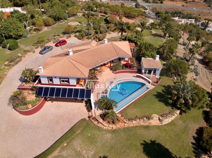 Image No.10-3 Bed House for sale