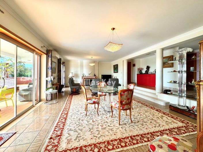 Image No.13-3 Bed House for sale