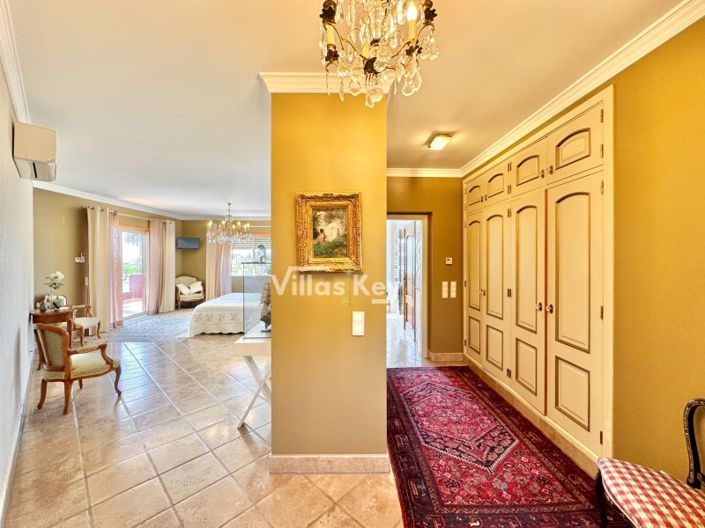 Image No.17-3 Bed House for sale