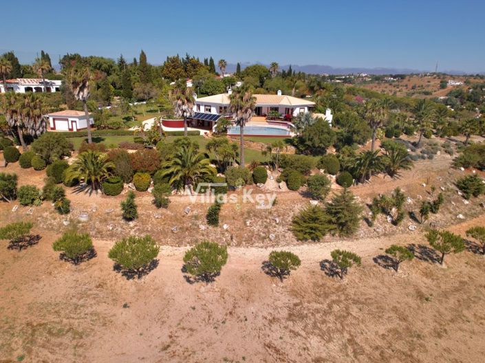 Image No.3-3 Bed House for sale