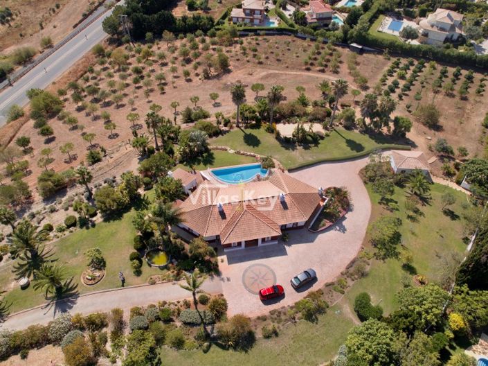 Image No.6-3 Bed House for sale