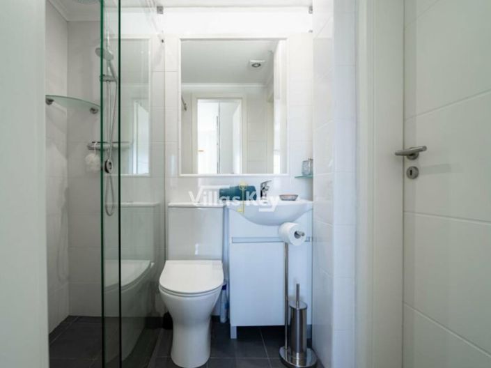 Image No.41-3 Bed House for sale