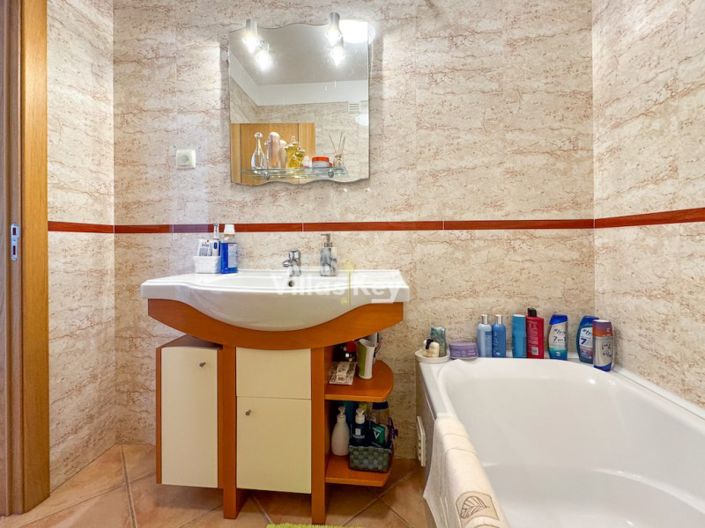 Image No.9-2 Bed Apartment for sale