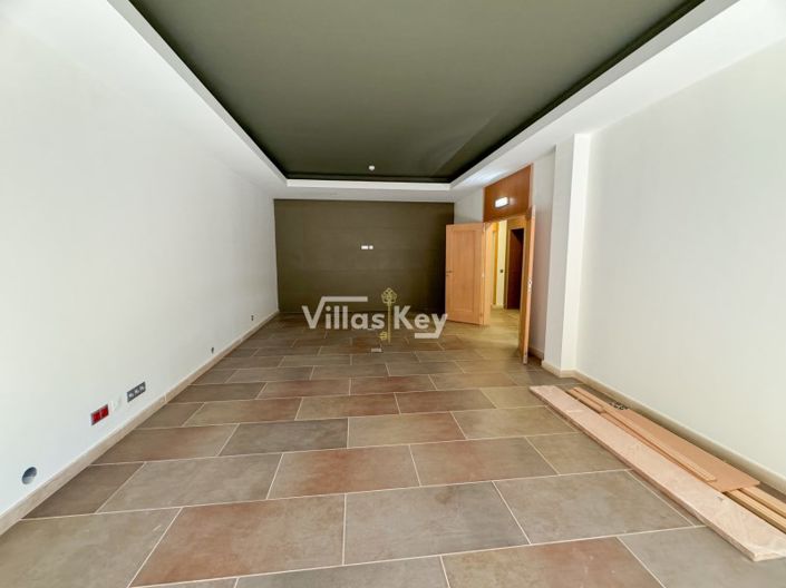 Image No.21-Commercial for sale