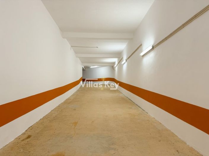 Image No.28-Commercial for sale