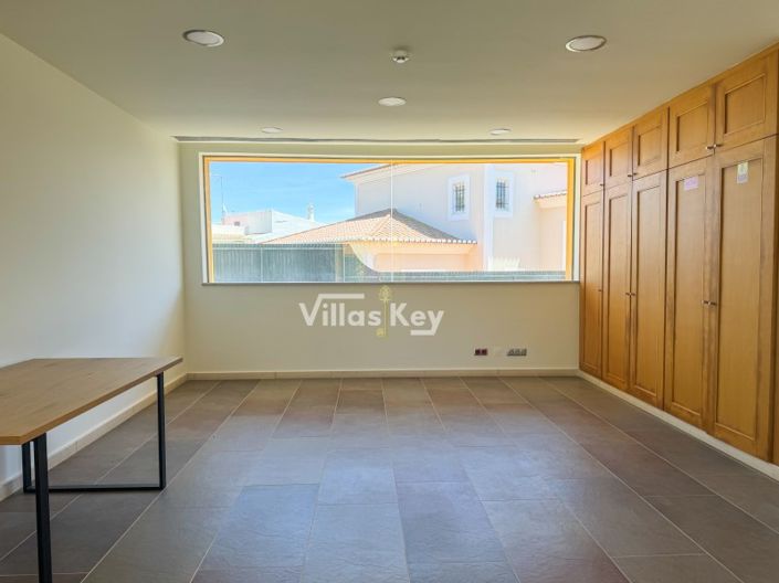 Image No.7-Commercial for sale