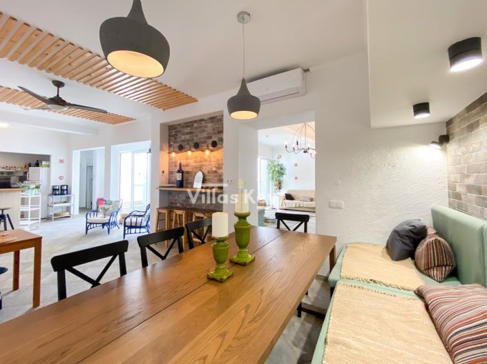 Image No.9-7 Bed House for sale