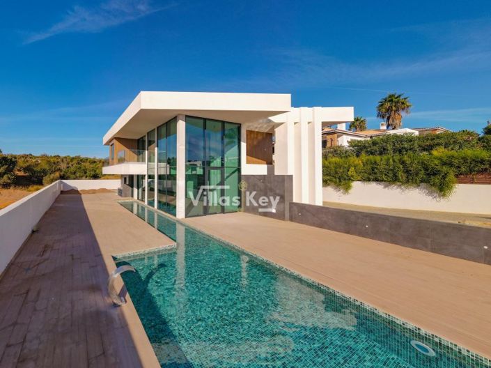 Image No.4-3 Bed House for sale