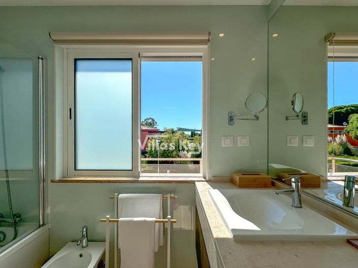 Image No.25-3 Bed House for sale