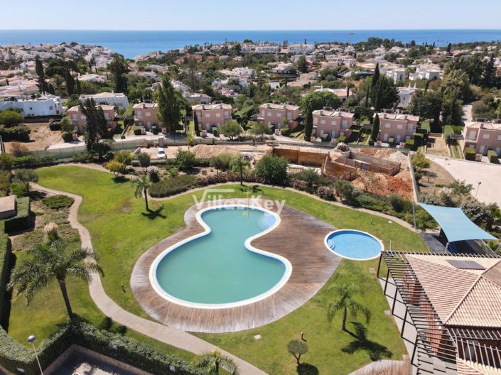 Image No.38-3 Bed House for sale