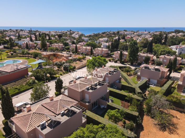 Image No.43-3 Bed House for sale