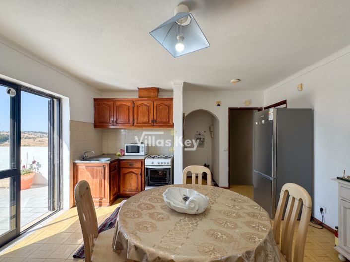 Image No.7-4 Bed House for sale