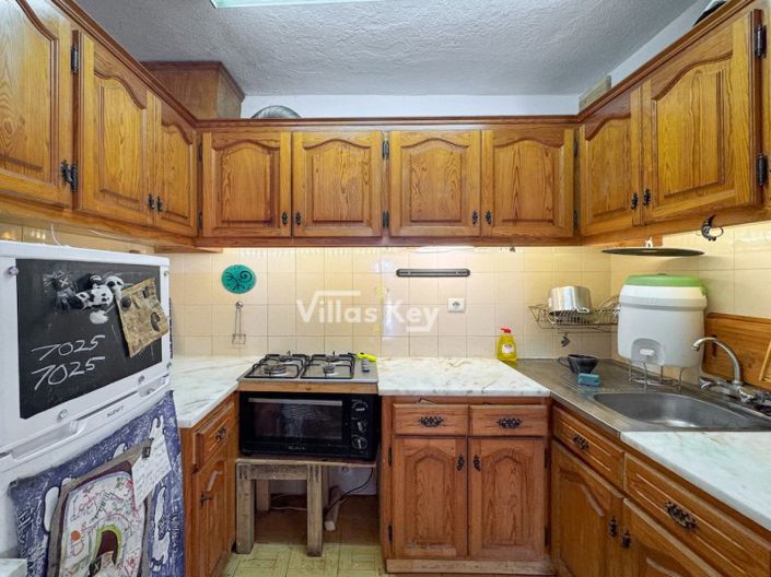 Image No.10-4 Bed House for sale