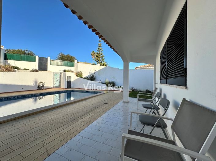 Image No.45-4 Bed House for sale