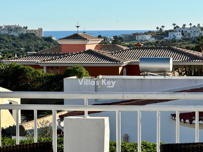 Image No.48-4 Bed House for sale