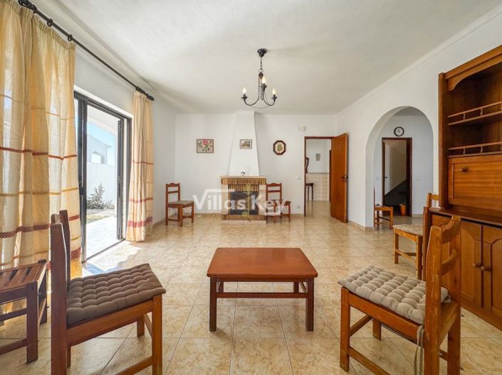 Image No.5-4 Bed House for sale