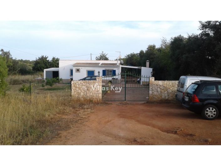 Image No.15-2 Bed Farmhouse for sale