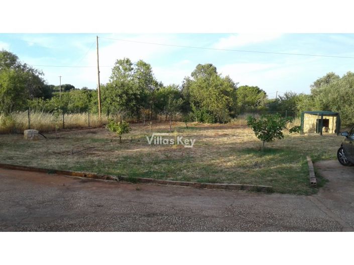 Image No.19-2 Bed Farmhouse for sale