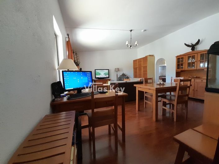 Image No.3-2 Bed Farmhouse for sale