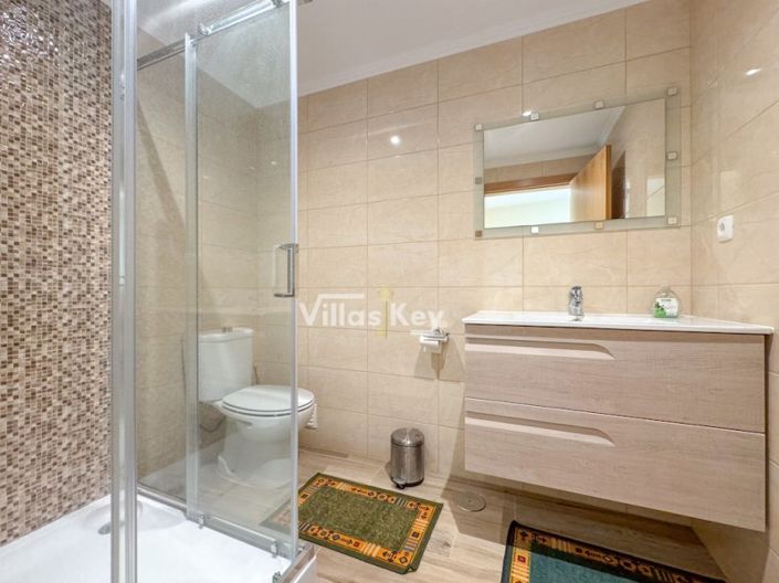 Image No.16-2 Bed House for sale