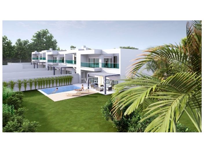 Image No.14-4 Bed House for sale