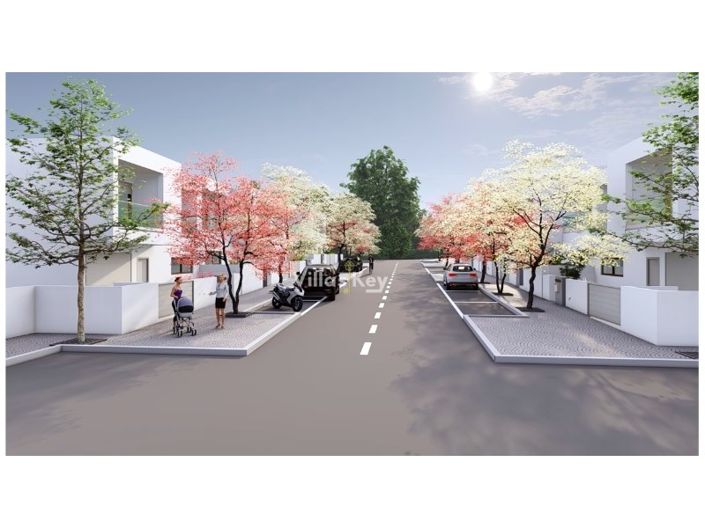 Image No.18-4 Bed House for sale