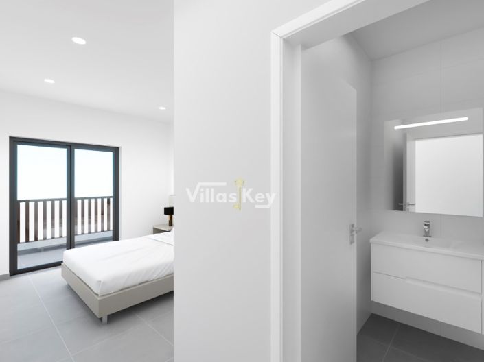 Image No.11-3 Bed Apartment for sale