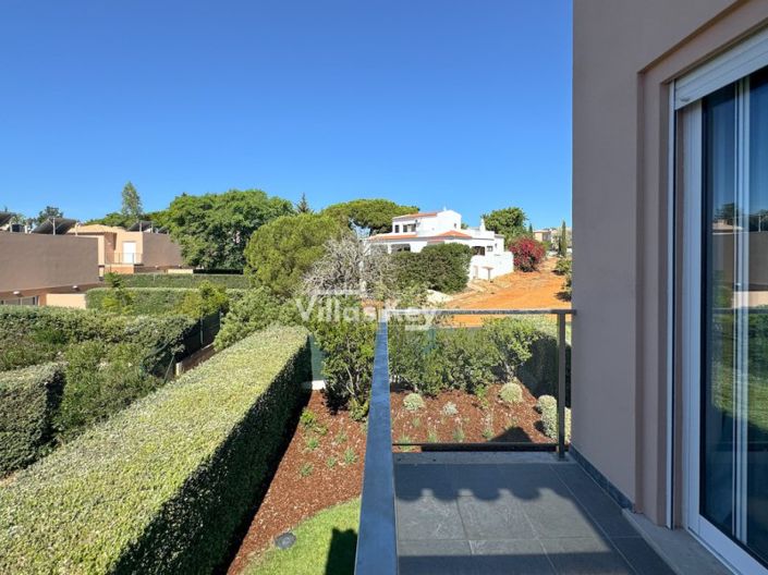 Image No.31-3 Bed House for sale