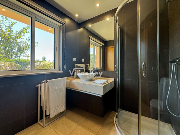 Image No.35-3 Bed House for sale