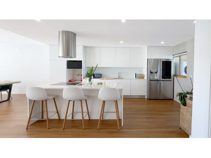 Image No.3-Maison de 2 chambres à vendre à Lagos