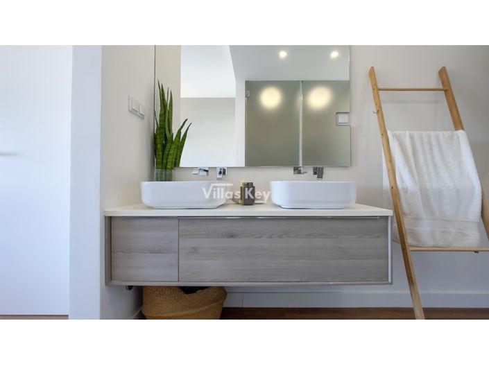 Image No.32-Maison de 2 chambres à vendre à Lagos