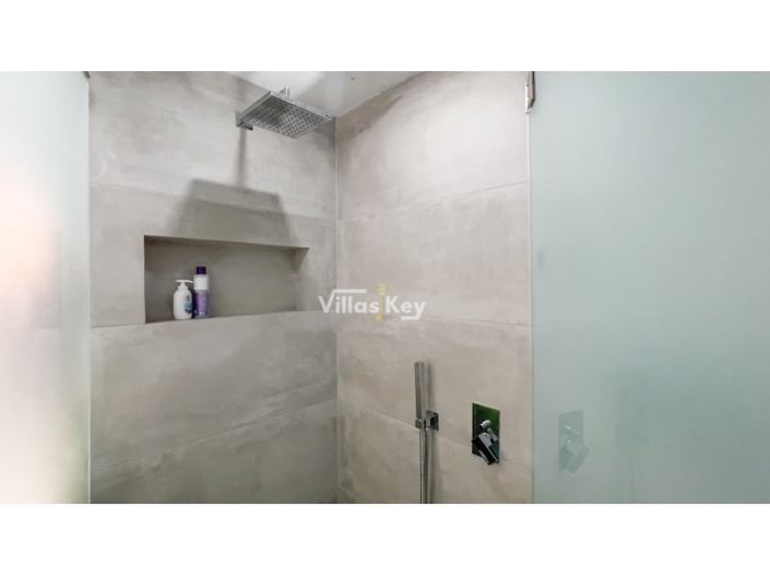 Image No.52-Maison de 2 chambres à vendre à Lagos