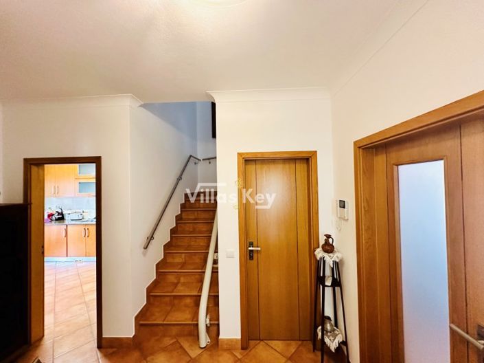 Image No.12-4 Bed House for sale