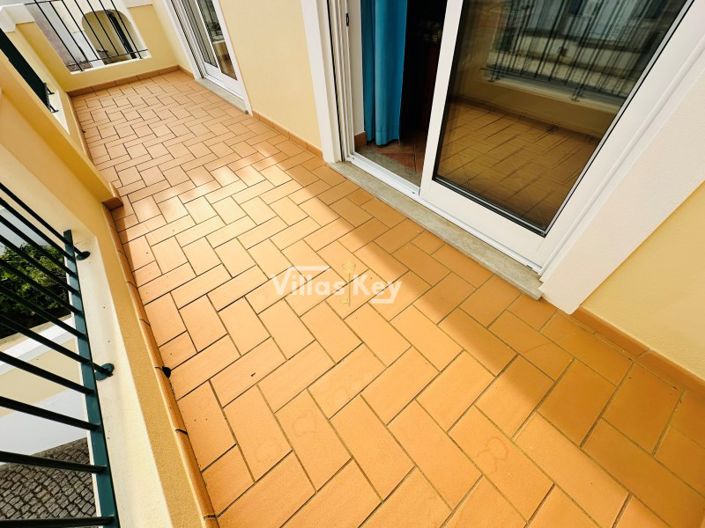 Image No.19-4 Bed House for sale