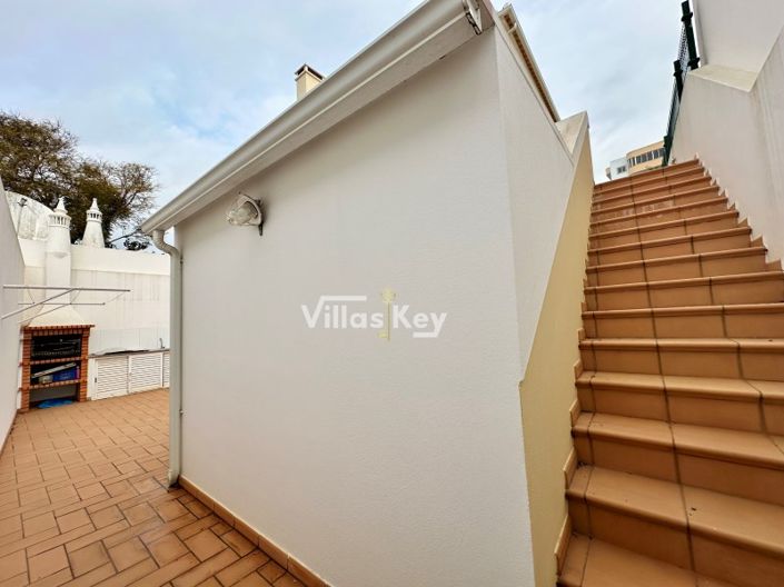 Image No.39-4 Bed House for sale