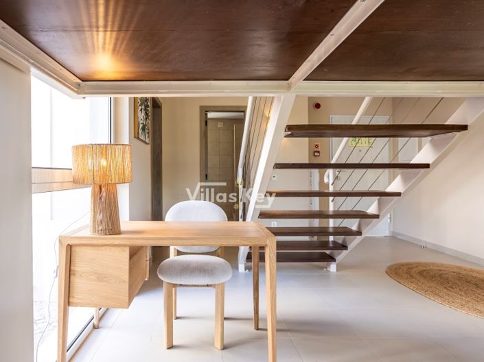 Image No.12-2 Bed House for sale