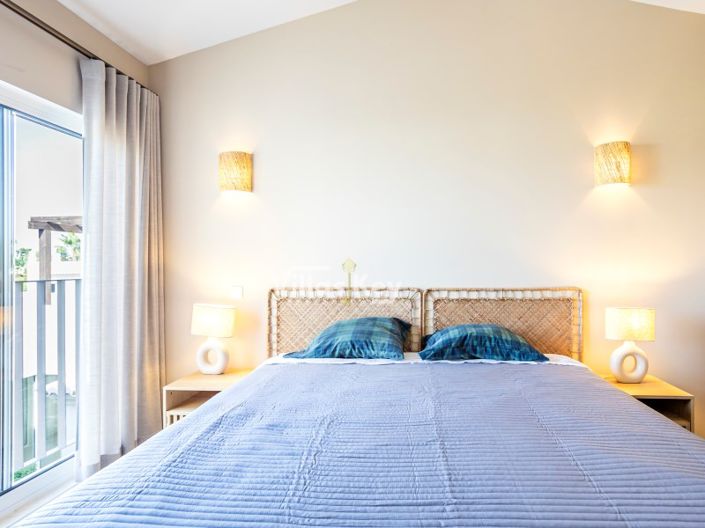 Image No.30-2 Bed House for sale