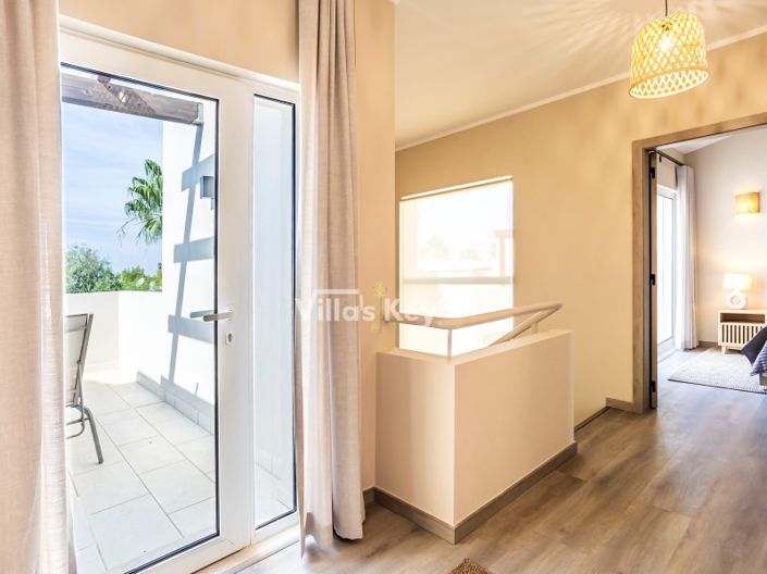 Image No.32-2 Bed House for sale