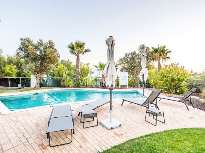 Image No.45-2 Bed House for sale