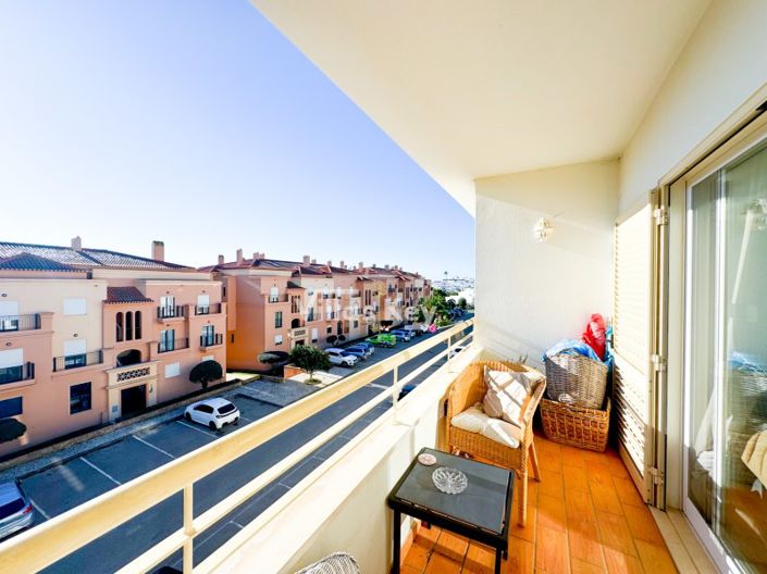 Image No.20-3 Bed Apartment for sale