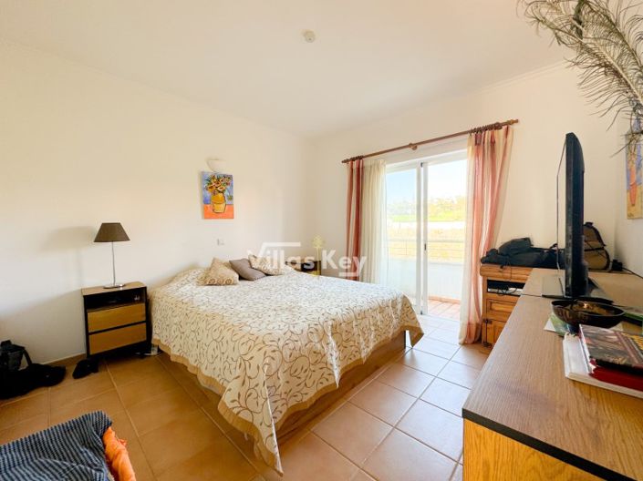 Image No.6-3 Bed Apartment for sale