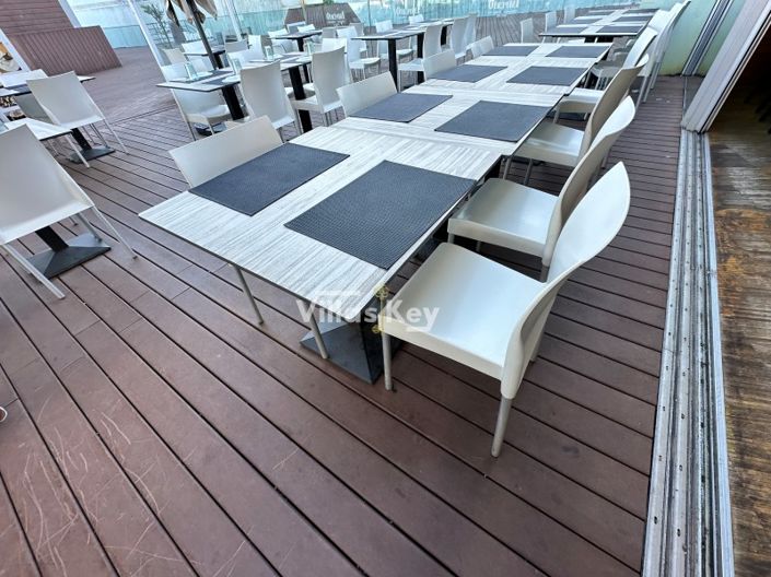 Image No.9-Restaurant à vendre à Lagos