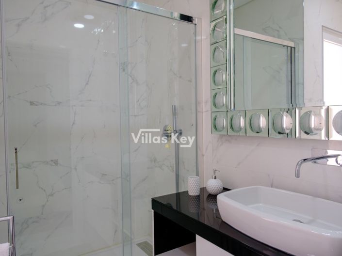 Image No.30-Maison de 4 chambres à vendre à Almada