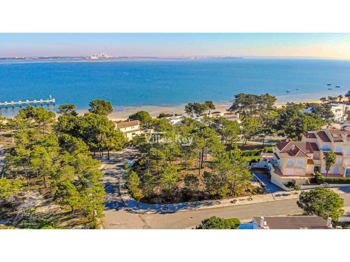 Image No.10-4 Bed House for sale